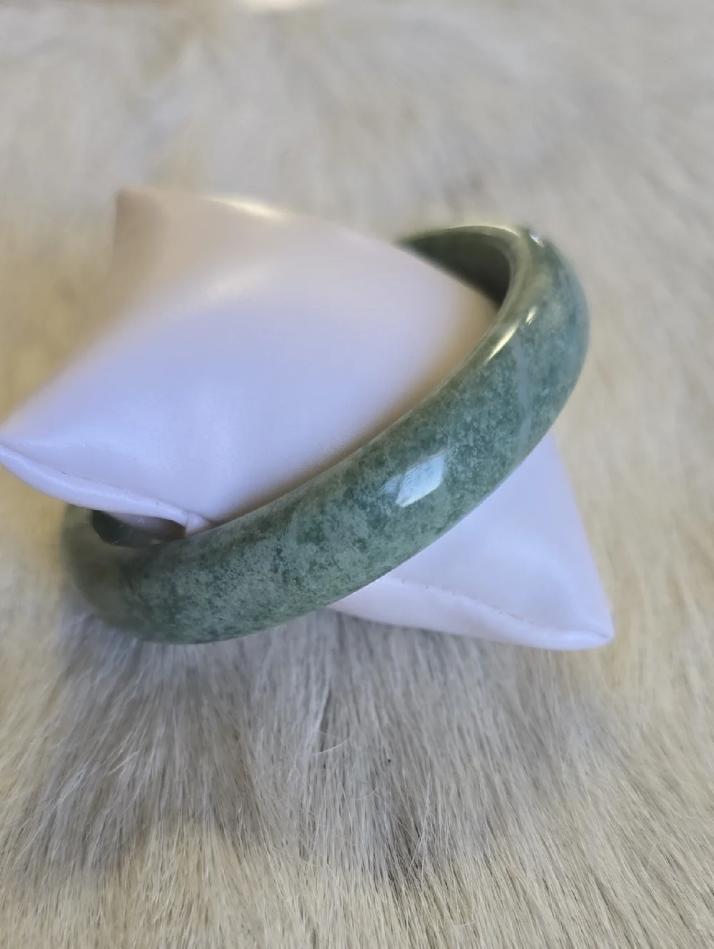 Natural Jade Bangle - Picture 2 of 7